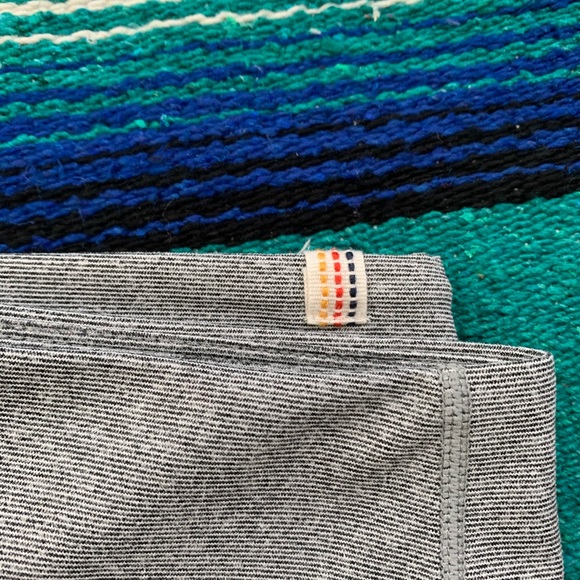 Marine Layer Sport Leggings - Picture 3 of 4